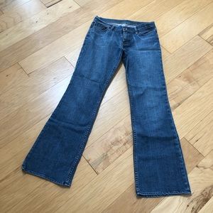 Express flare leg jeans size 4 cute pockets!